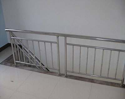 不銹鋼護(hù)欄